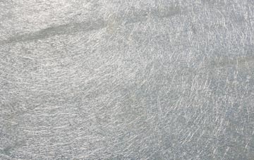 Howtown laminate fibreglass or shingles?